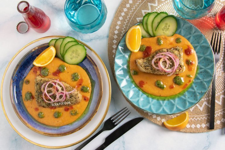 pompoenpolenta gegratineerde kabeljauw vis met een korstje