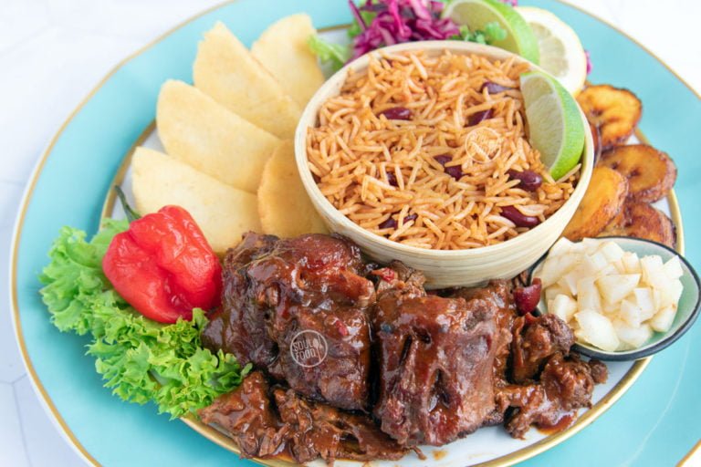 Jamaican oxtail stew gestoofde ossenstaart Jamaicaans recept rice and peas soulfood
