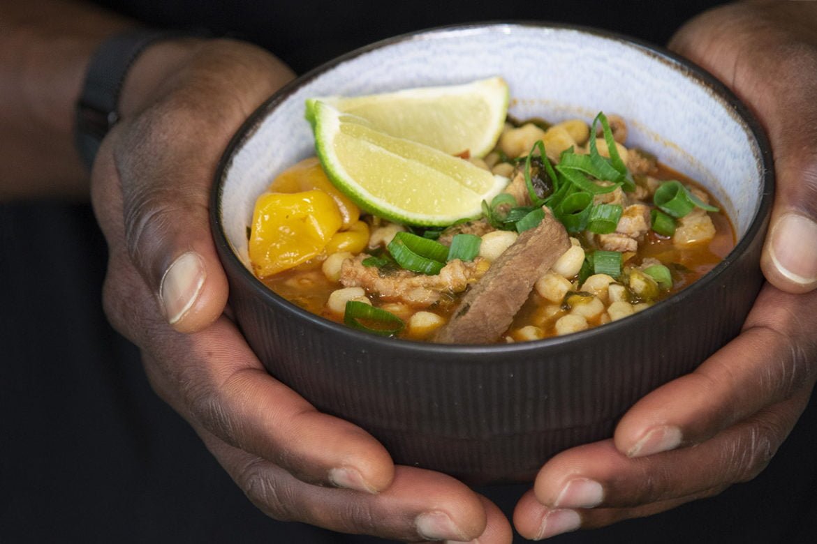 Hominy and pork stew SOULFOOD.nl