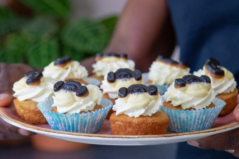 vegan banana cupcakes monkey heads Katja